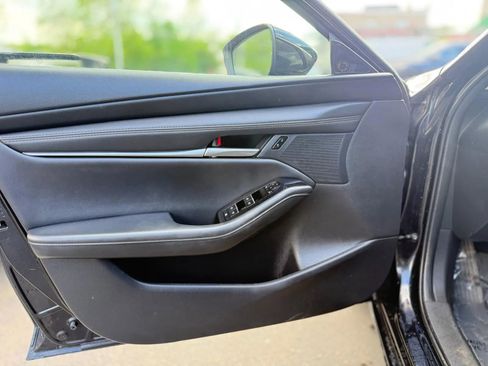 Used 2024 MAZDA MAZDA3 s FWD image 21