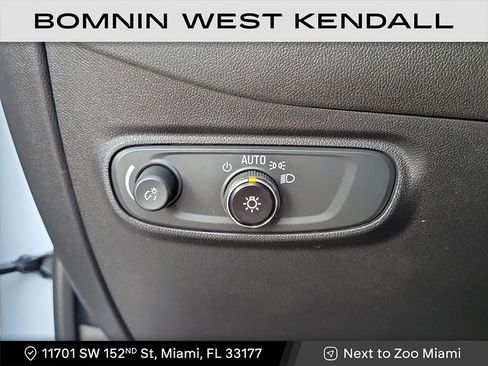 Used 2023 Chevrolet Equinox LT image 24