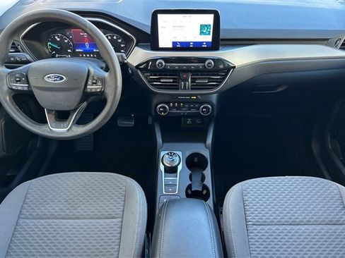 Used 2021 Ford Escape SE image 16