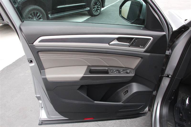 Used 2023 Volkswagen Atlas SEL Premium AWD/4WD image 13