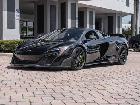 Used 2016 McLaren 675LT Coupe image 22