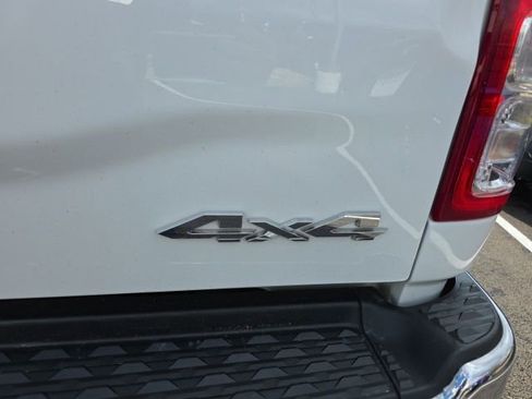 Used 2024 RAM 3500 Big Horn image 33