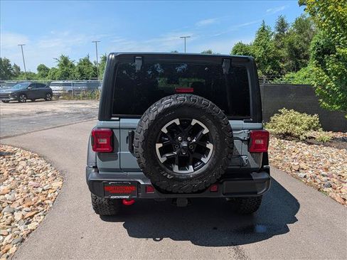 Used 2025 Jeep Wrangler Unlimited Rubicon AWD/4WD image 4
