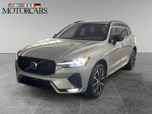 Certified 2023 Volvo XC60 B5 Plus w/ Protection Package Premier AWD/4WD image 7