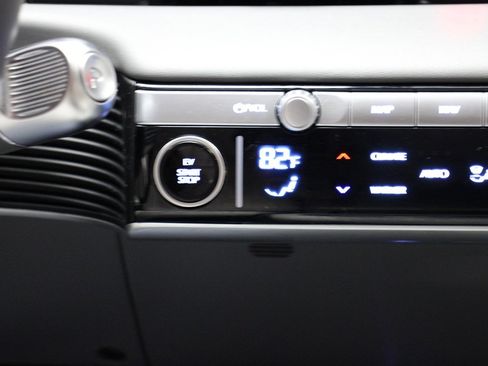 Used 2023 Hyundai Ioniq 5 SEL w/ Cargo Package image 34