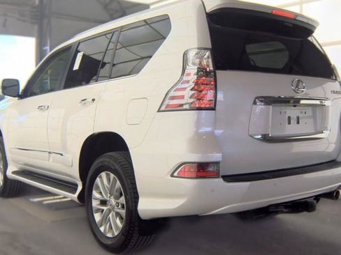 Used 2019 Lexus GX 460 Premium AWD/4WD image 8