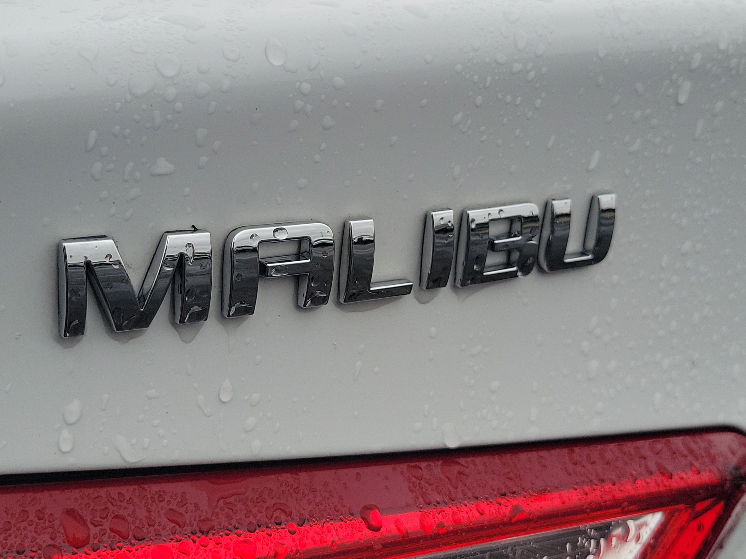 Used 2024 Chevrolet Malibu LT FWD image 9