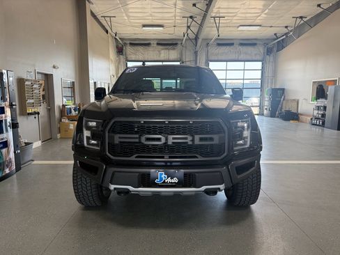 Used 2020 Ford F150 Raptor w/ Equipment Group 802A Luxury AWD/4WD image 3