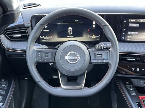 Certified 2025 Nissan Kicks SR image 15