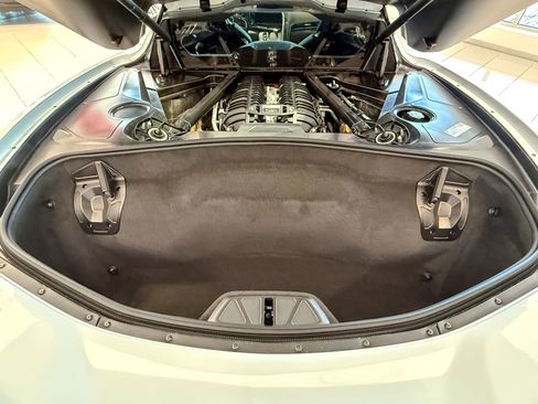 Used 2024 Chevrolet Corvette Z06 w/ Stealth Interior Trim Package RWD image 28