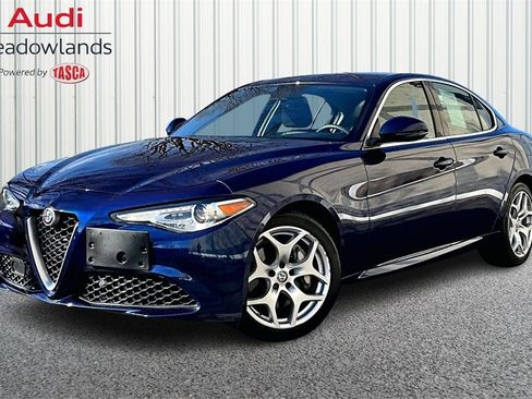 Used 2018 Alfa Romeo Giulia Ti image 1