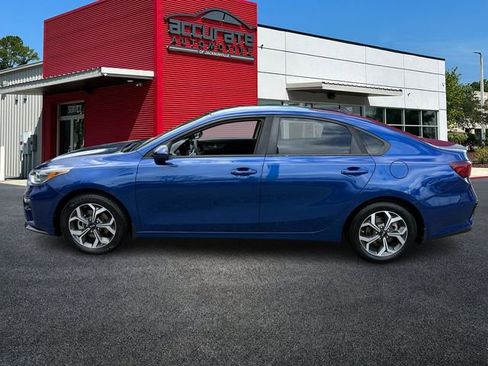 Used 2020 Kia Forte LXS image 2