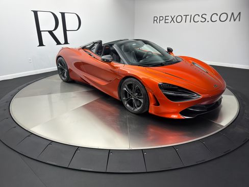 Used 2020 McLaren 720S Spider RWD image 10