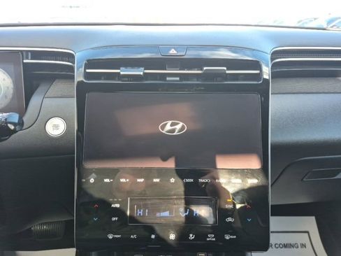Used 2024 Hyundai Santa Cruz Limited image 13