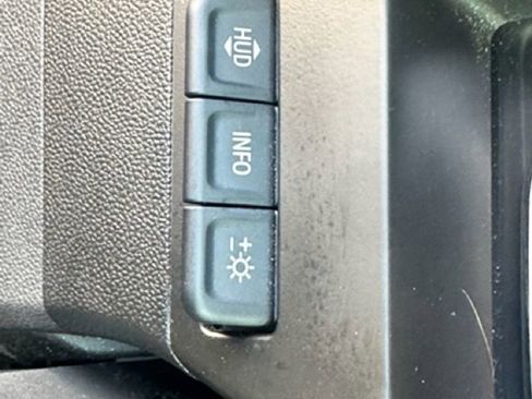 Used 2021 GMC Sierra 1500 AT4 w/ AT4 Premium Package image 13