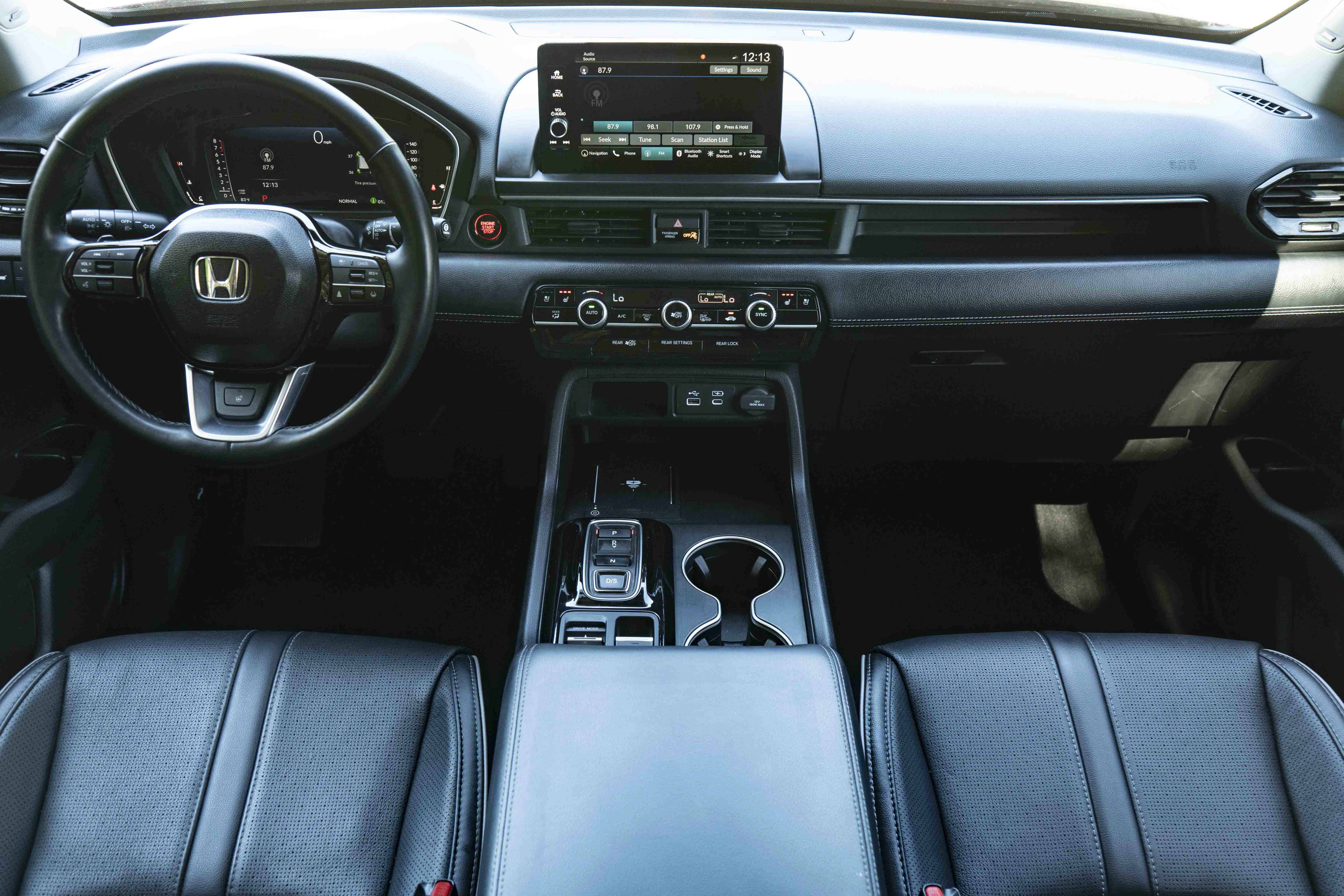 Certified 2025 Honda Pilot Elite image 27