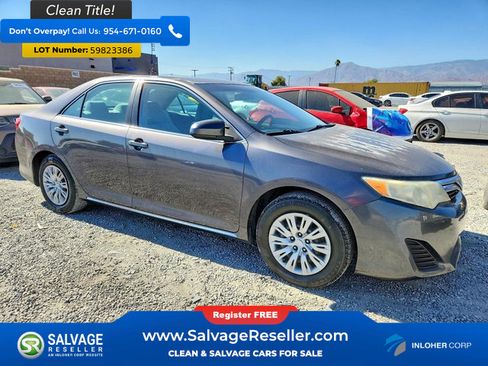 Used 2012 Toyota Camry LE FWD image 5