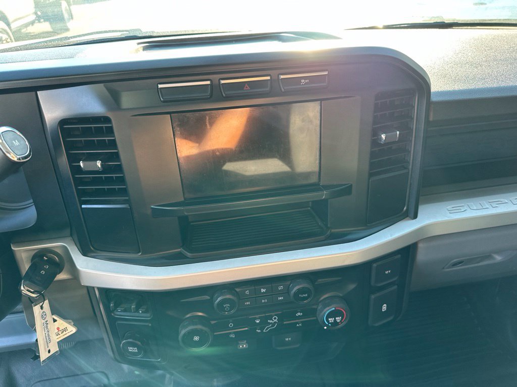 Used 2024 Ford F250 XL RWD image 13