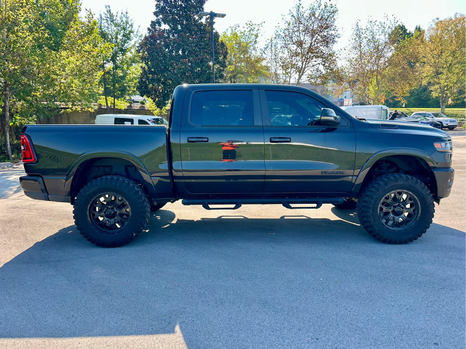 Used 2025 RAM 1500 Big Horn AWD/4WD image 4