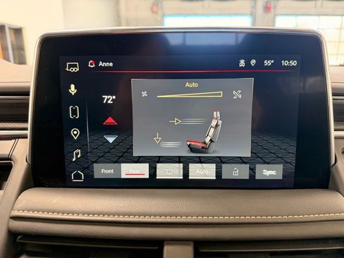 Used 2023 GMC Yukon XL SLT w/ SLT Premium Package image 46