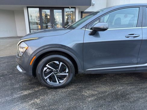 Certified 2023 Kia Sportage LX image 11