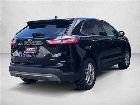 Used 2023 Ford Edge SEL image 5