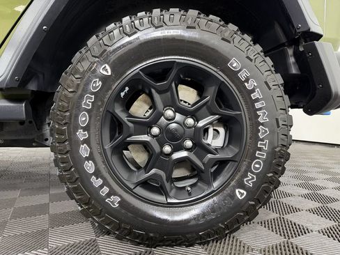 Used 2023 Jeep Wrangler Unlimited w/ Cold Weather Group AWD/4WD image 61