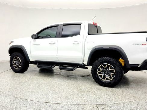 Used 2025 Chevrolet Colorado ZR2 w/ Technology Package image 7