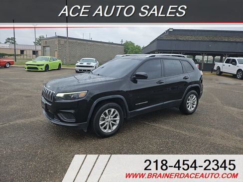 Used 2020 Jeep Cherokee Latitude image 1