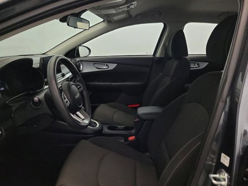 Used 2024 Kia Forte LXS FWD image 17