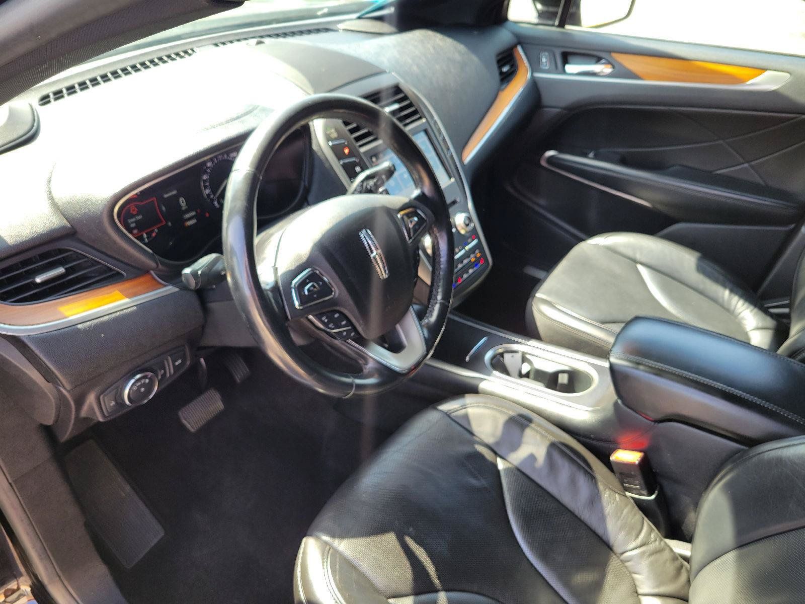 Used 2019 Lincoln MKC Reserve AWD/4WD image 5