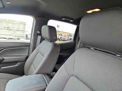 New 2026 GMC Canyon Elevation w/ Convenience Package image 11