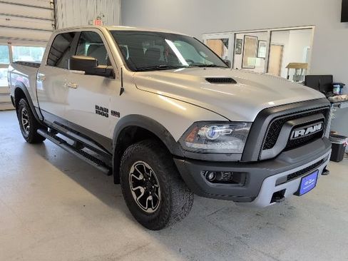 Used 2017 RAM 1500 Rebel w/ Luxury Group AWD/4WD image 5