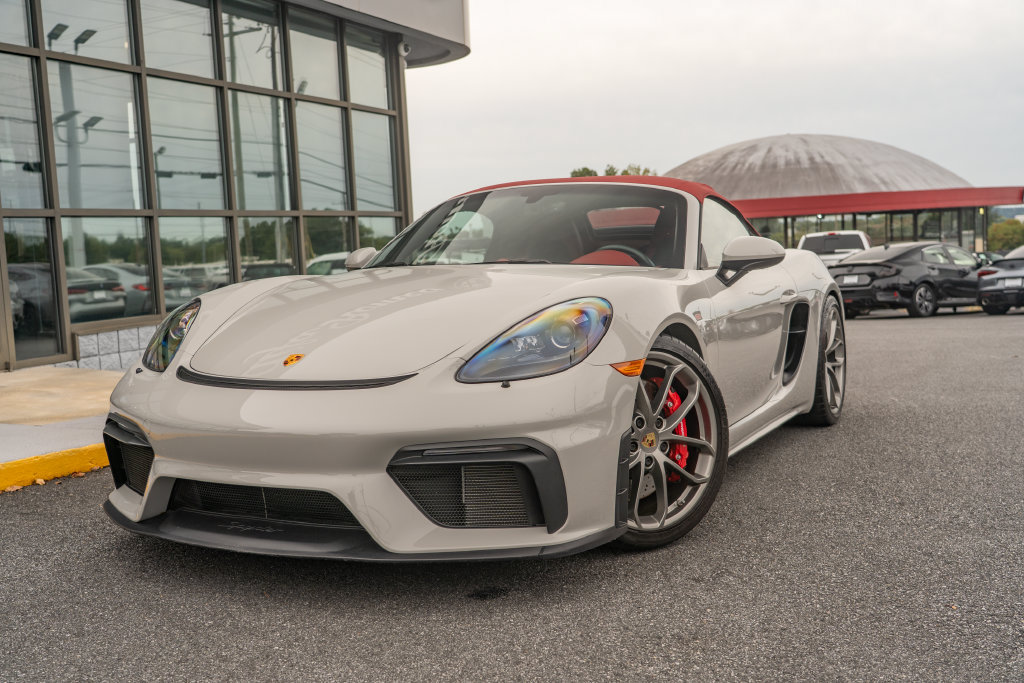Used 2022 Porsche 718 Boxster Spyder RWD image 2