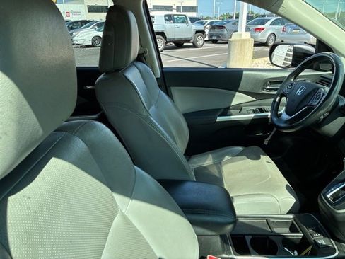 Used 2015 Honda CR-V Touring image 25