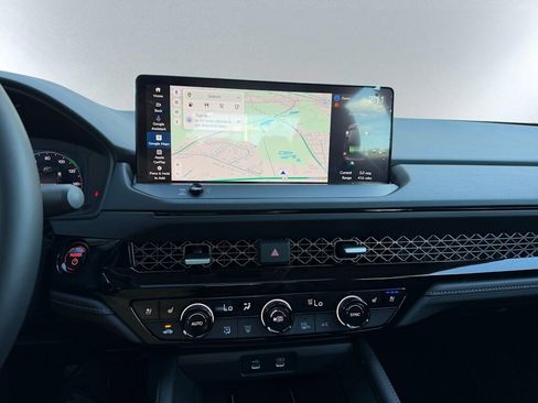 Used 2025 Honda Accord Touring image 12