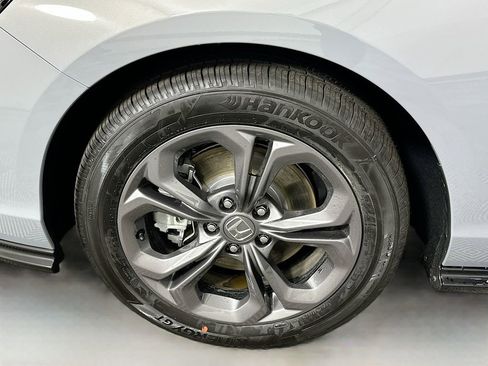 New 2025 Honda Accord EX-L image 22