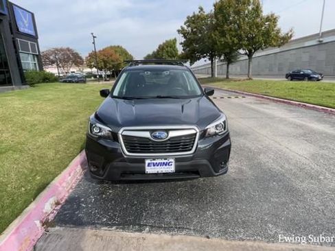 Used 2019 Subaru Forester Premium image 8