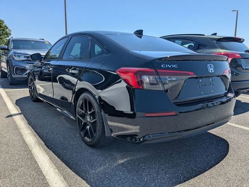 Used 2022 Honda Civic Sport image 4
