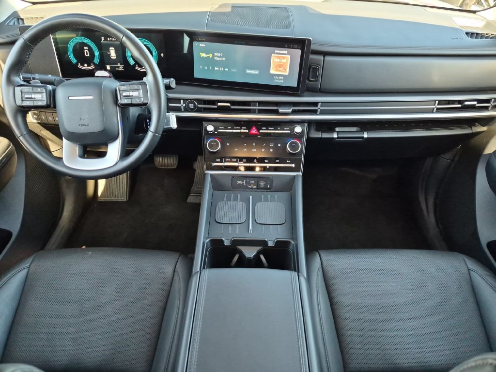 Used 2025 Hyundai Santa Fe SEL AWD/4WD image 26