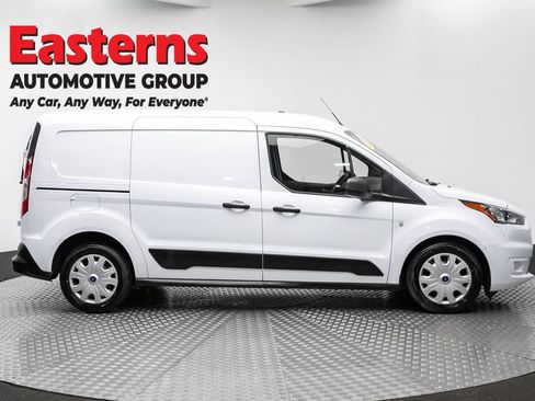 Used 2022 Ford Transit Connect XLT FWD image 4