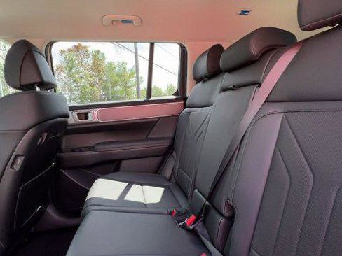 New 2025 Hyundai Santa Fe XRT image 35