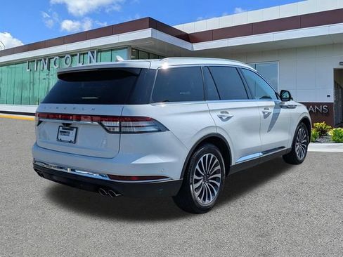 Used 2023 Lincoln Aviator Reserve w/ Equipment Group 201A RWD image 4
