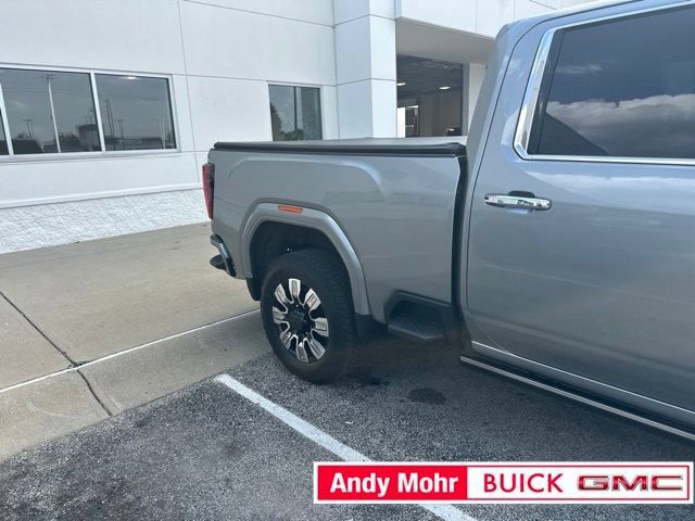 Used 2025 GMC Sierra 2500 Denali w/ Denali Reserve Package AWD/4WD image 8