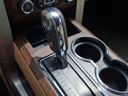 Used 2013 Ford F150 Lariat w/ Mid Equipment Group AWD/4WD image 14