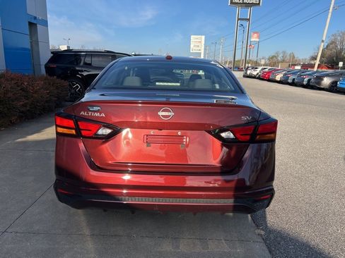Used 2023 Nissan Altima 2.5 SV image 7