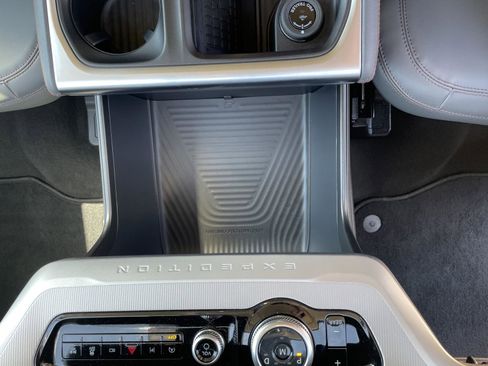 New 2025 Ford Expedition Max Active image 22