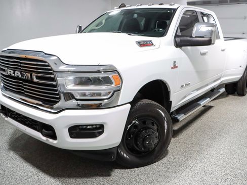 Used 2023 RAM 3500 Laramie AWD/4WD image 33