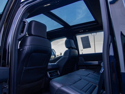 Used 2025 Ford F250 Platinum AWD/4WD image 27