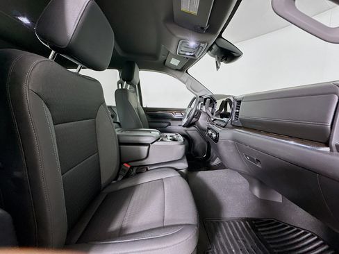 Used 2024 GMC Sierra 1500 Elevation image 31